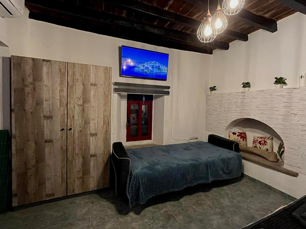 Symi Blue Studio Εξωτερικό φωτογραφία